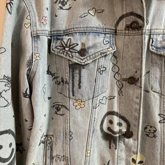 Wild Fable Graffiti Jean Jacket Women's L Denim Alien Smiley Face Flower Grunge - Picture 2 of 13